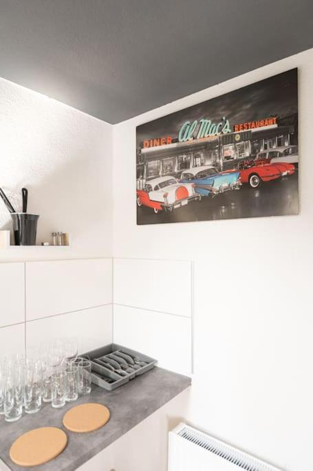 - Nice New York Apartment In The Heart Of Duisburg - Betten & Sofa - 5 Mins Central Station Hbf - Big Tv & Wifi - Extérieur photo